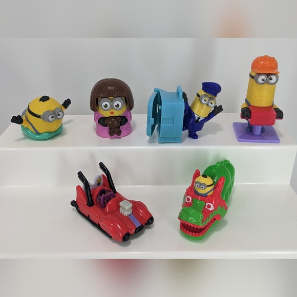 2022 McDonald's Minions toys lot (6) - Picture 2 of 2